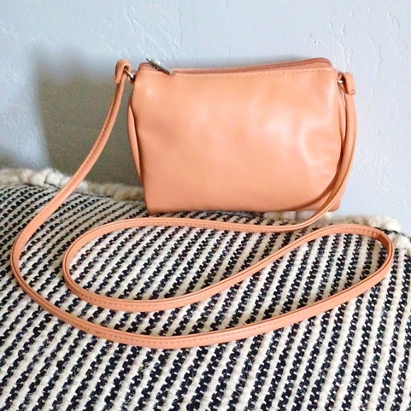 wild fable Handbags - New wild fable small crossbody purse